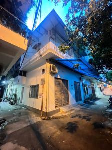 BẮC TỪ LIÊM-KHU PHÂN LÔ- Ô TÔ ĐỖ CỬA-XÂY CCMN CHO THUÊ DÒNG TIỀN TỐT.